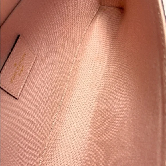 Gorgeous Louis Vuitton Felicie Empreinte Rose - Picture 8 of 16